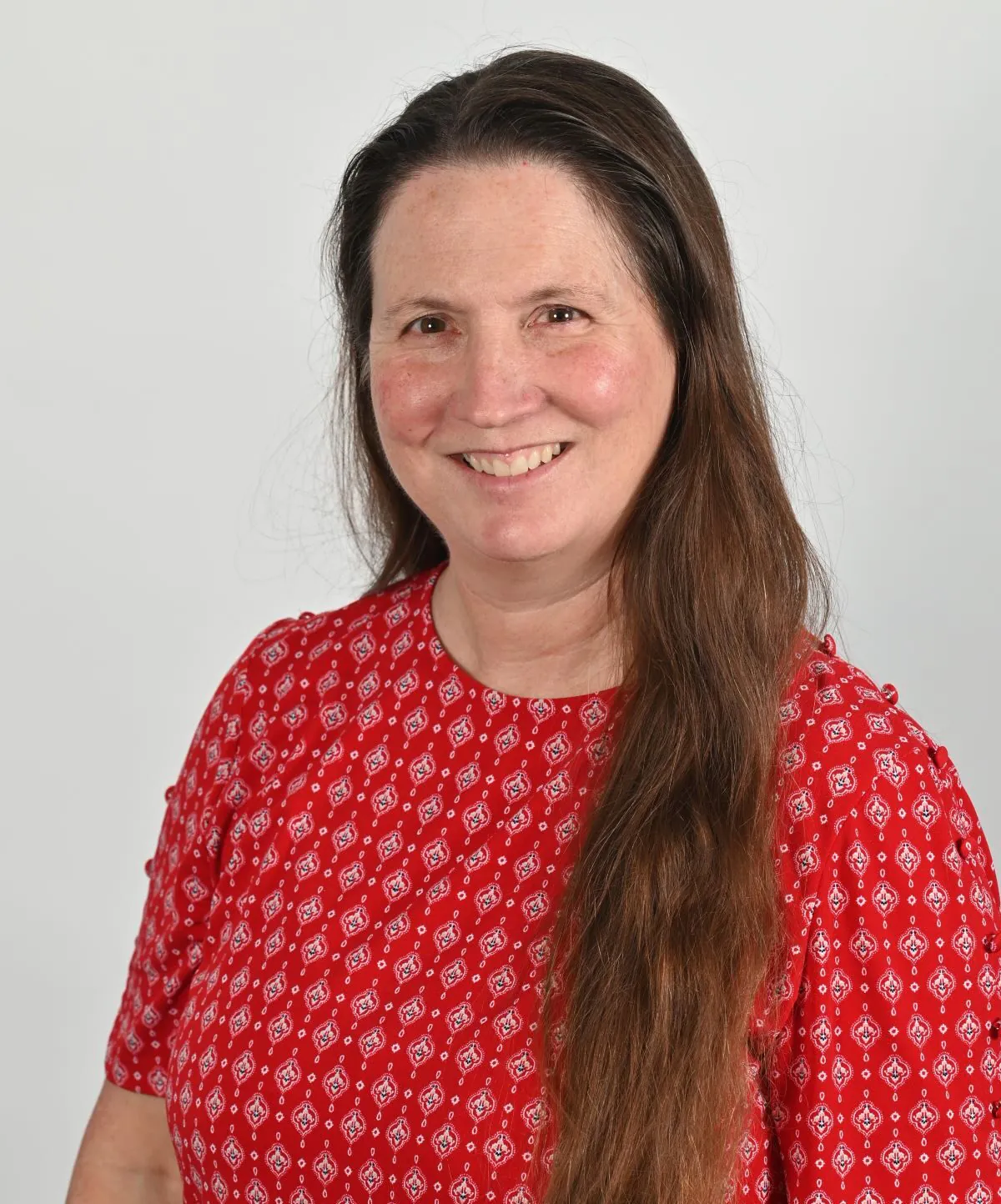 Photo of Lisa Pruett