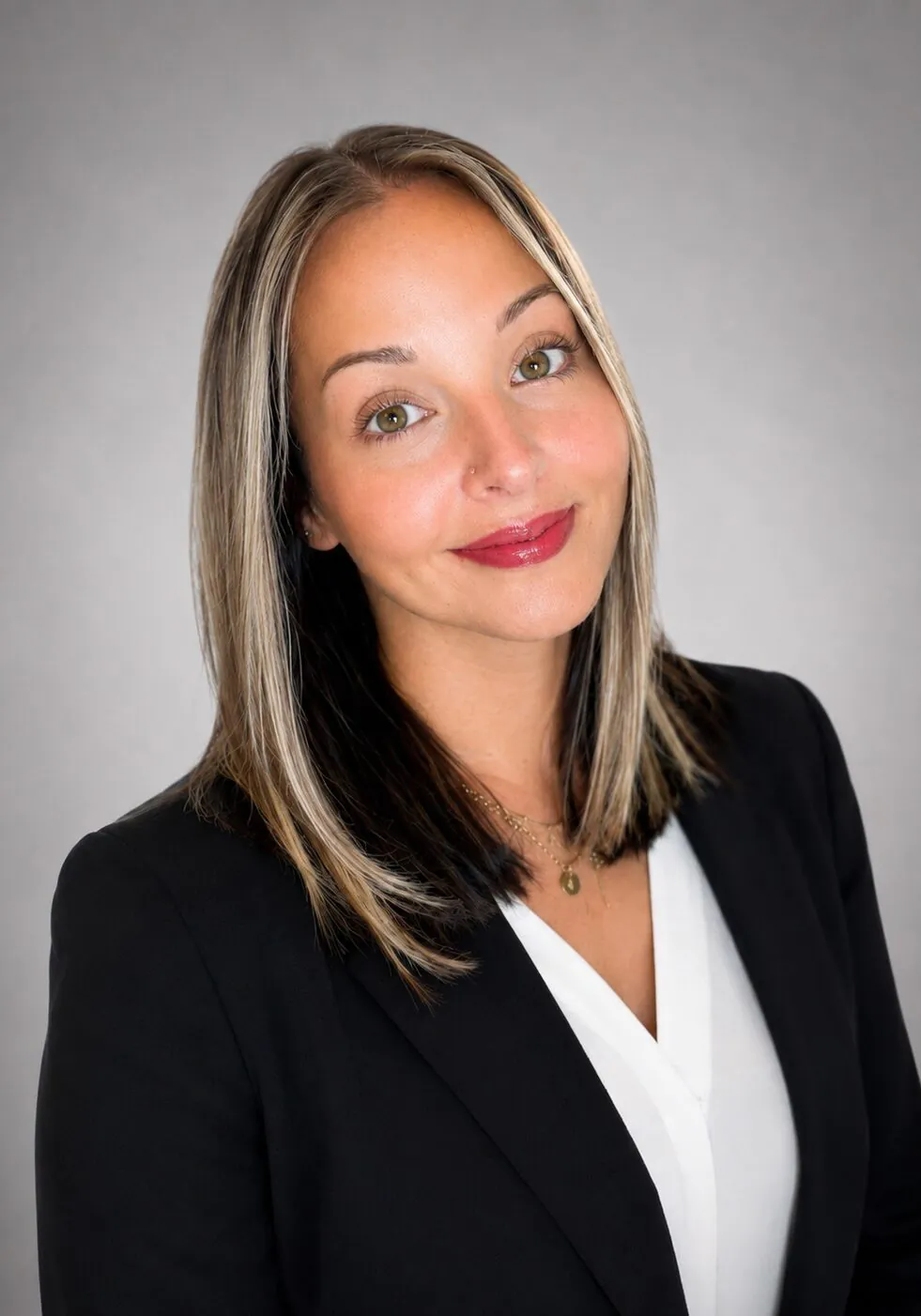 ET Headshot 2026